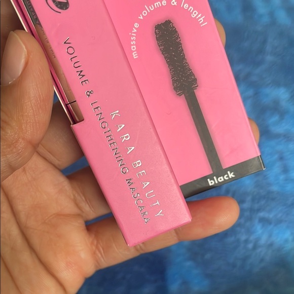 Kara Beauty Mega Volume Mascara - Black - Picture 2 of 5
